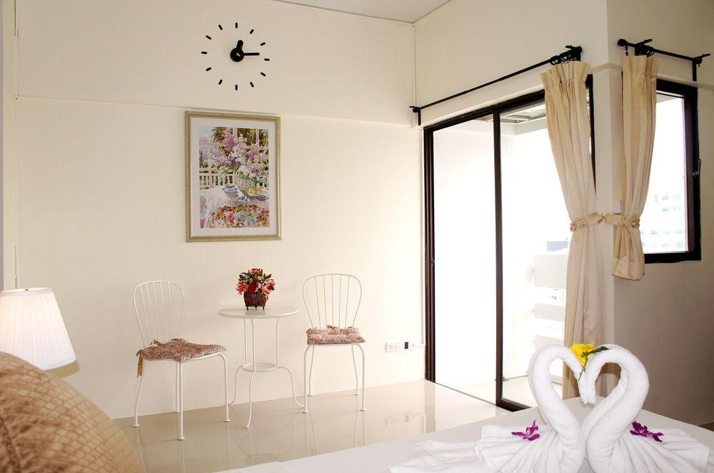 The Nest Serviced Apartment Bangkok Exterior photo